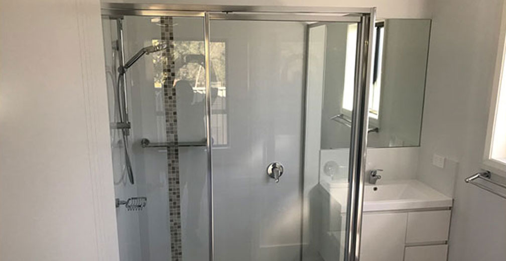 Framed Shower Screen