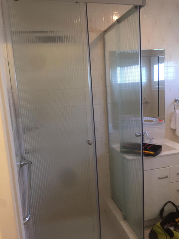 Semi-Framed Shower Screen