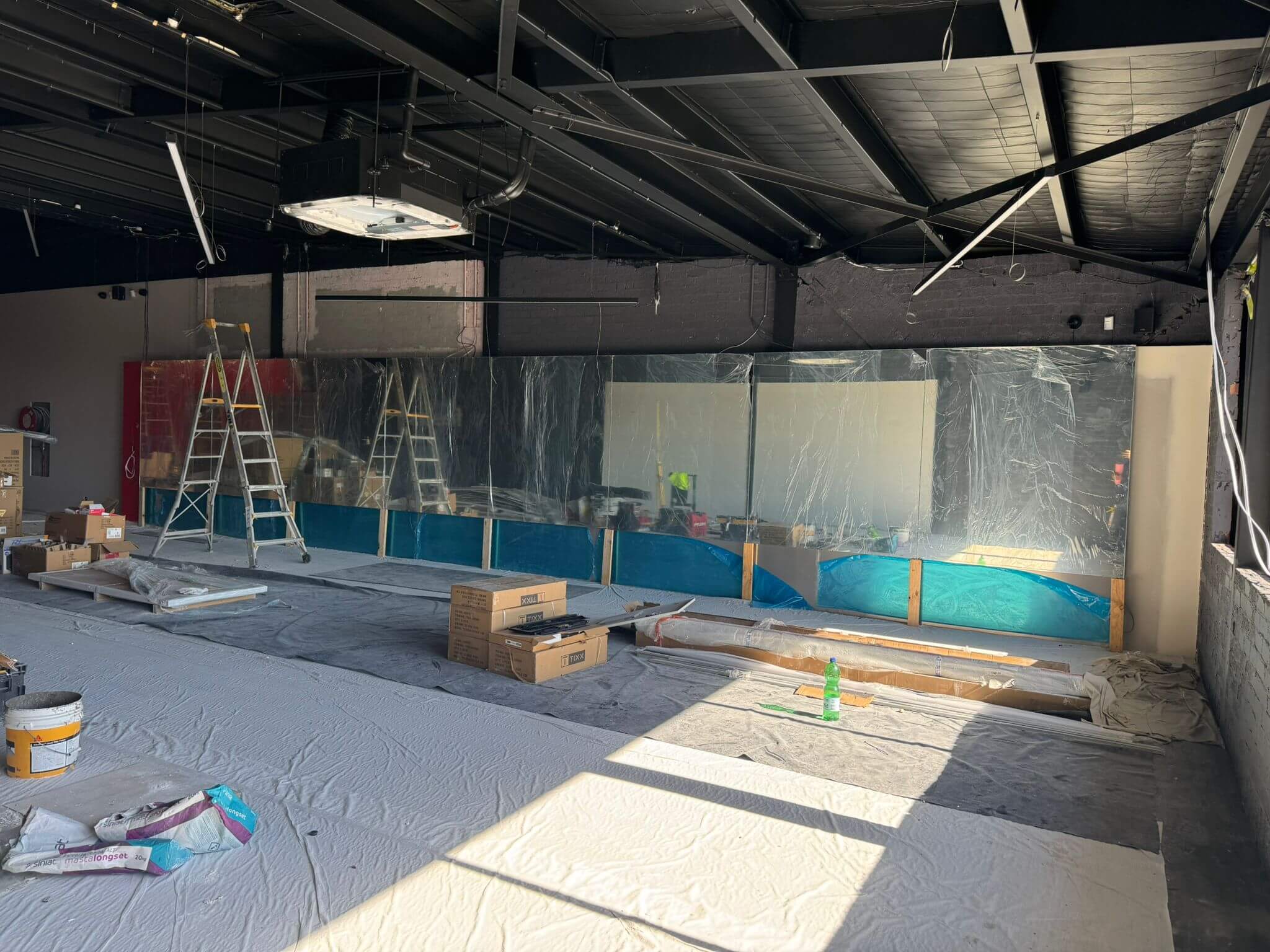 custom mirror supply and installation