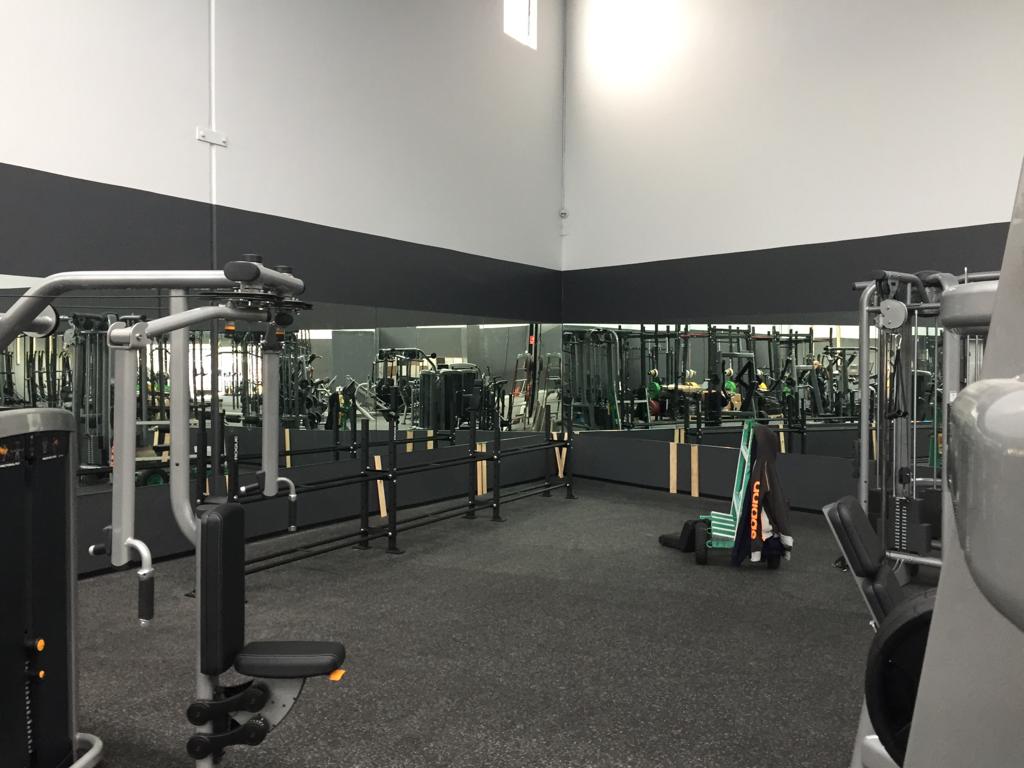 custom-gym-mirror-installation-sydney